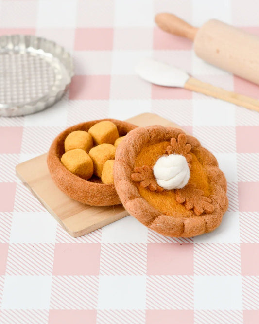 TARA TREASURES | FELT PUMPKIN PIE PLAY FOOD SET by TARA TREASURES - The Playful Collective