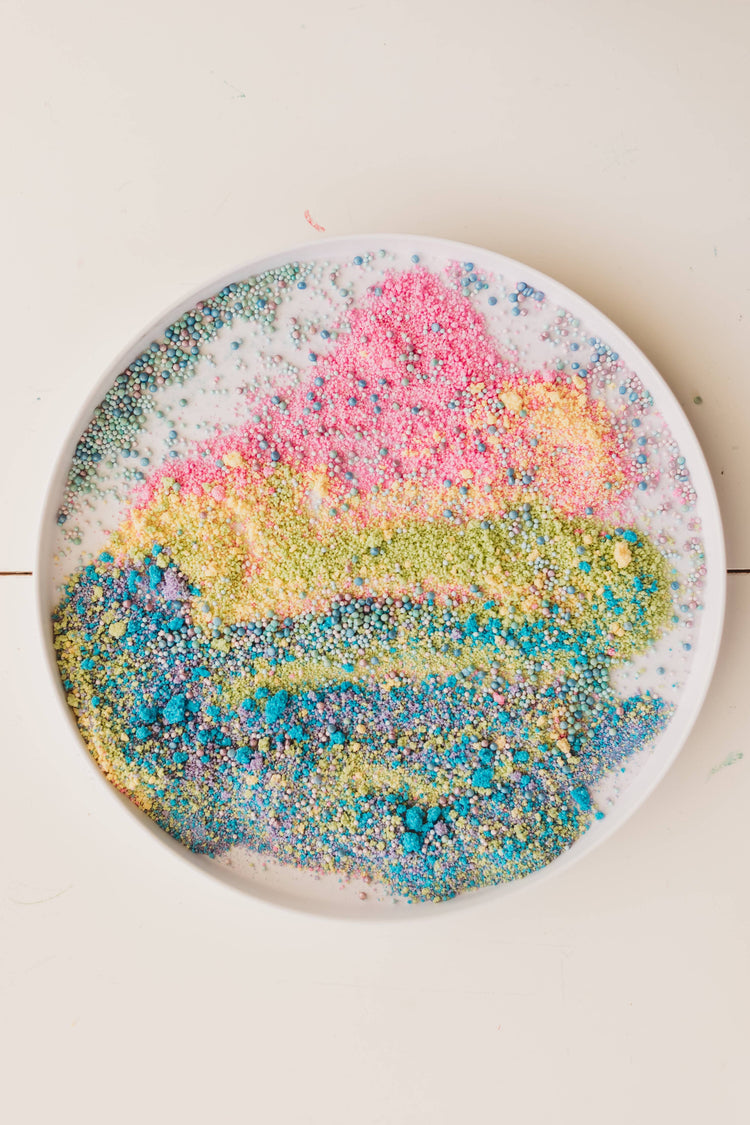 THE SALTWATER COLLECTIVE | RAINBOW - MEDIUM SALTWATER FIZZ POTION BUBBLES - POTION PLAY INGREDIENT by THE SALTWATER COLLECTIVE - The Playful Collective