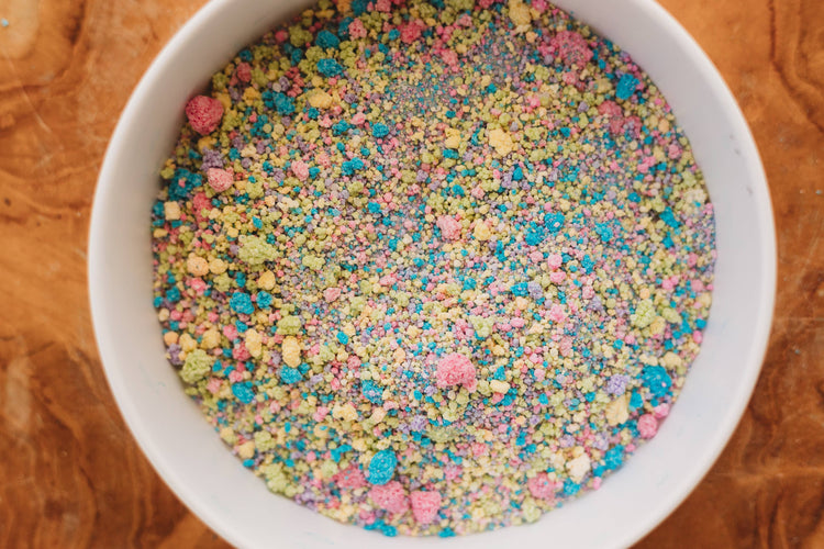 THE SALTWATER COLLECTIVE | RAINBOW - MEDIUM SALTWATER FIZZ POTION BUBBLES - POTION PLAY INGREDIENT by THE SALTWATER COLLECTIVE - The Playful Collective