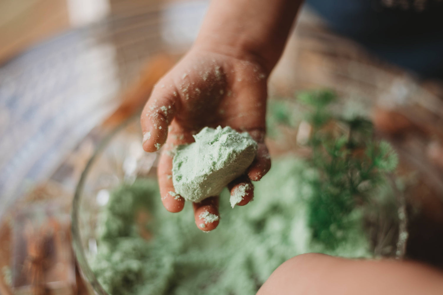 THE SALTWATER COLLECTIVE | SEAGRASS GREEN - FIZZY MOON SAND by THE SALTWATER COLLECTIVE - The Playful Collective