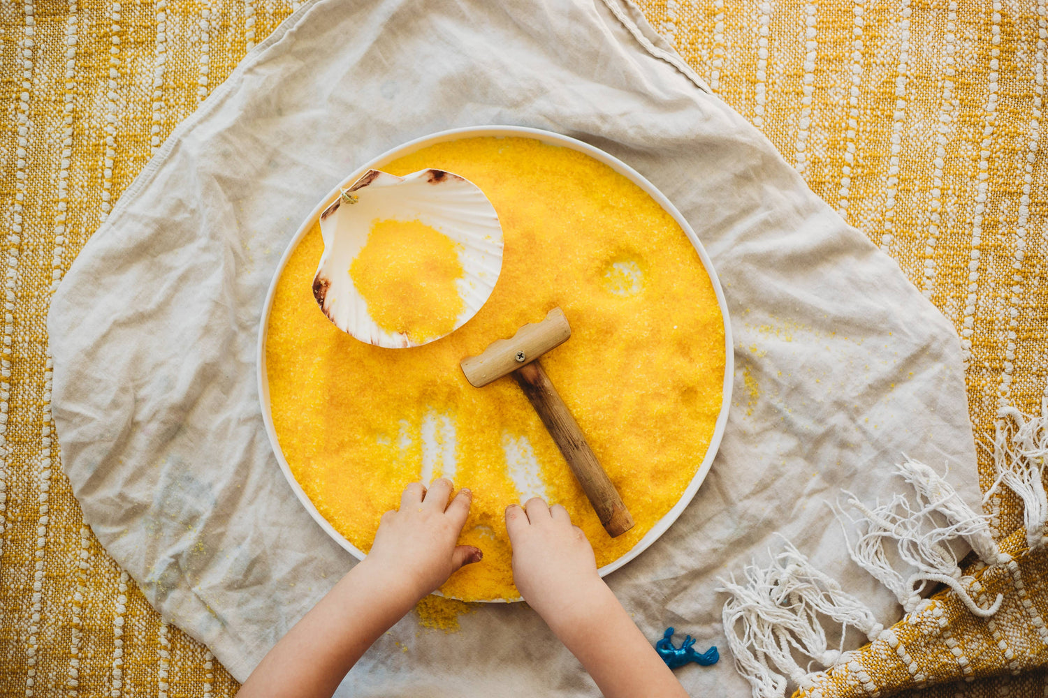 THE SALTWATER COLLECTIVE | SUNSHINE FLUFF - YELLOW INSTANT SNOW by THE SALTWATER COLLECTIVE - The Playful Collective