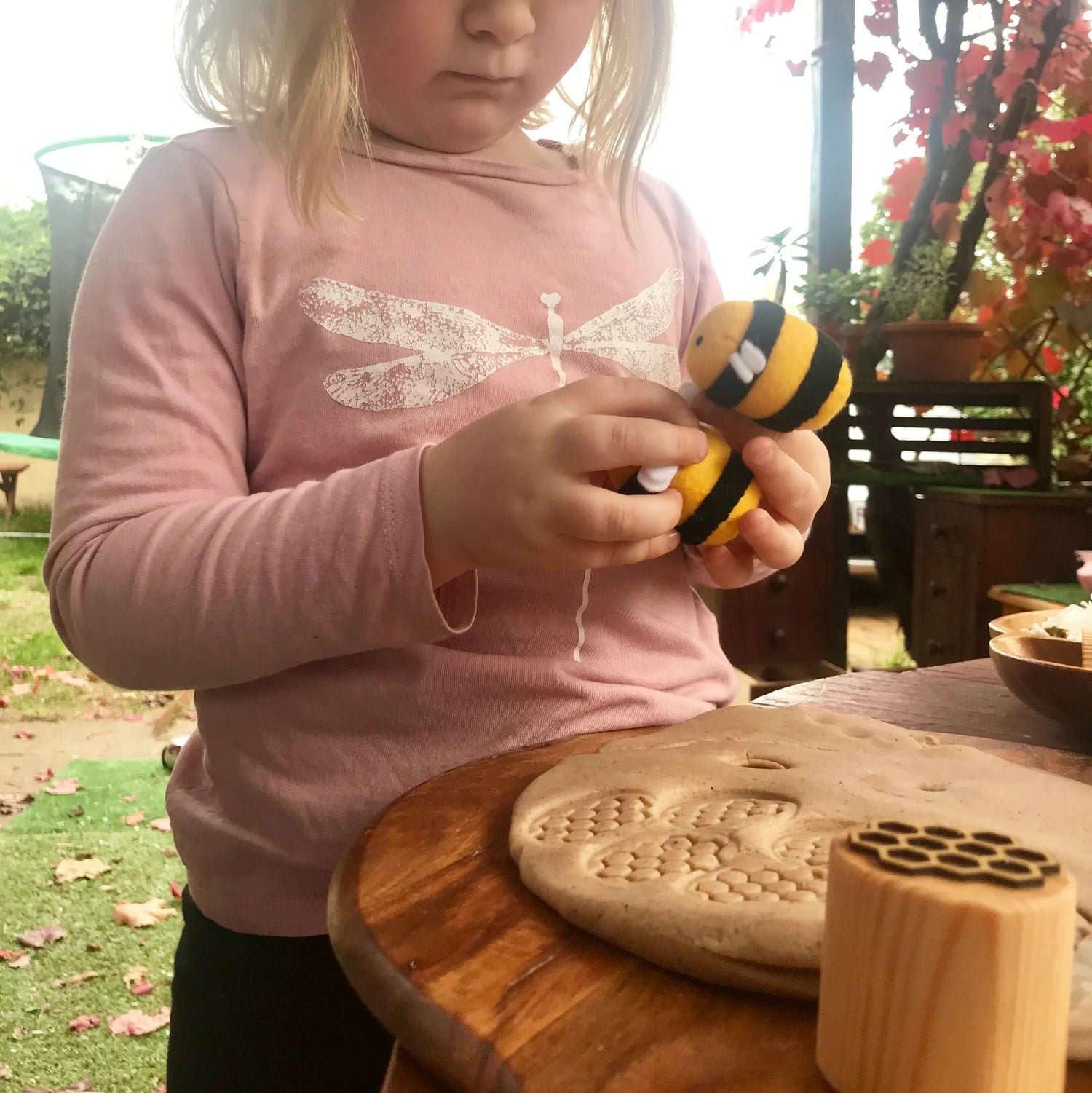 BEE PLAYDOUGH STAMPS by BEADIE BUG PLAY - The Playful Collective