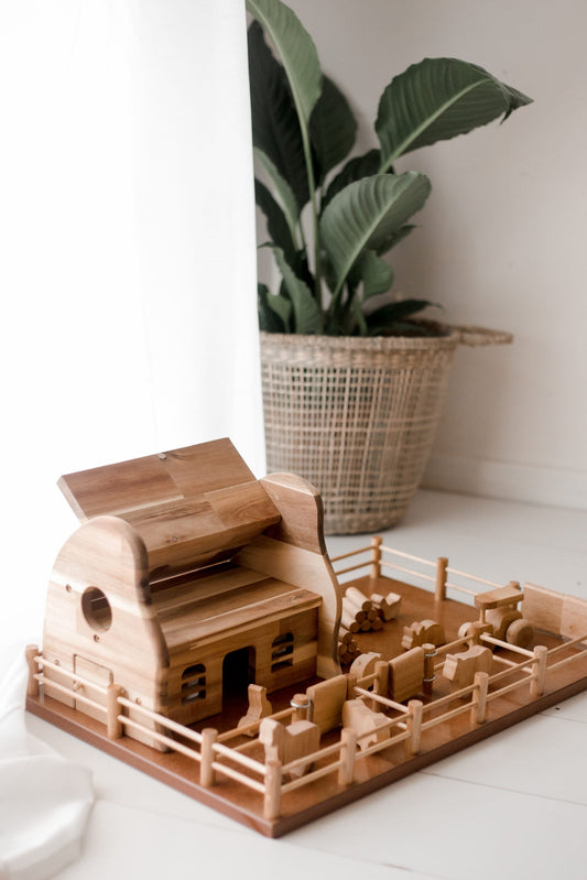 FARM BARN by QTOYS - The Playful Collective