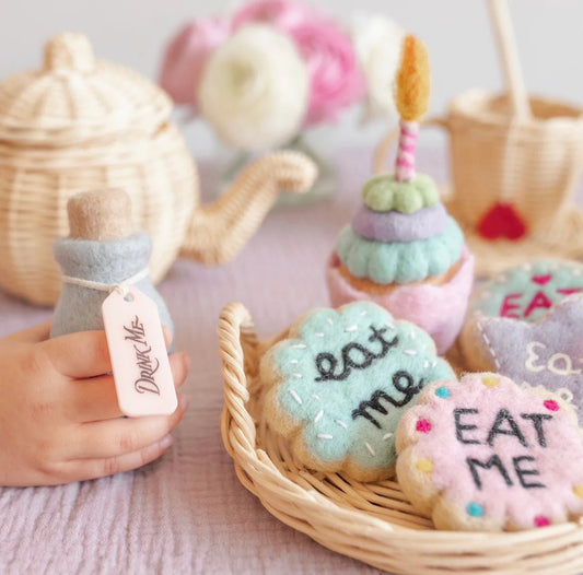 JUNI MOON | WONDERLAND WHIMSY TEA PARTY SET (9 PIECE) Blue Tag by JUNI MOON - The Playful Collective