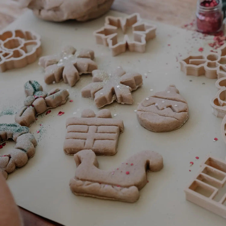 KINFOLK PANTRY | MINI CHRISTMAS ECO CUTTER™ SET SECOND EDITION by KINFOLK PANTRY - The Playful Collective