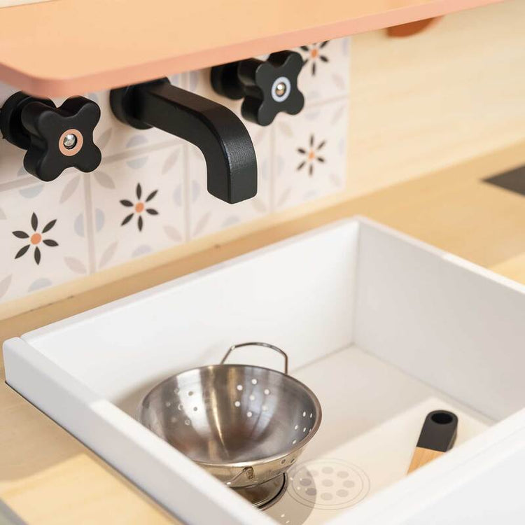 LE TOY VAN | HONEYBAKE LARGE KITCHEN by LE TOY VAN - The Playful Collective