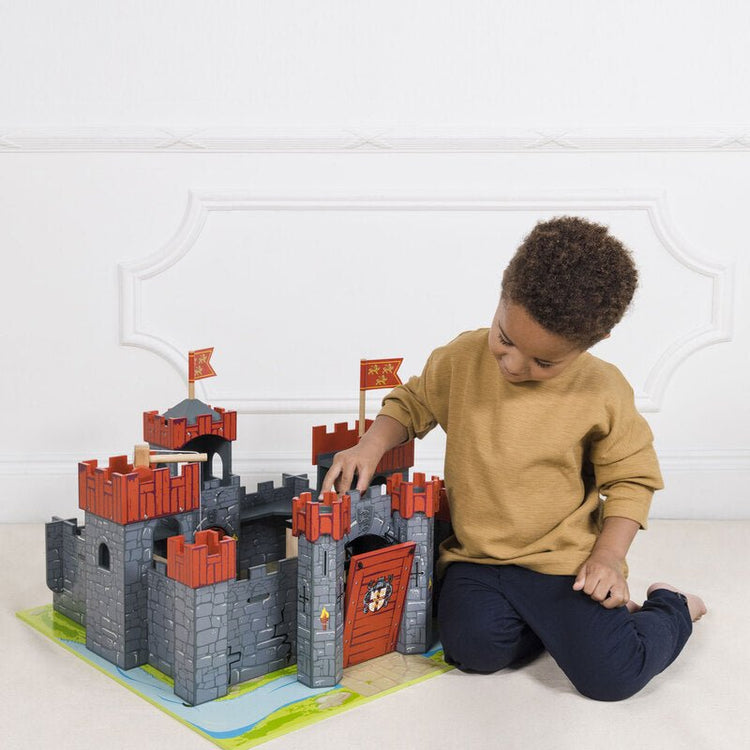 LE TOY VAN | LIONHEART CASTLE by LE TOY VAN - The Playful Collective