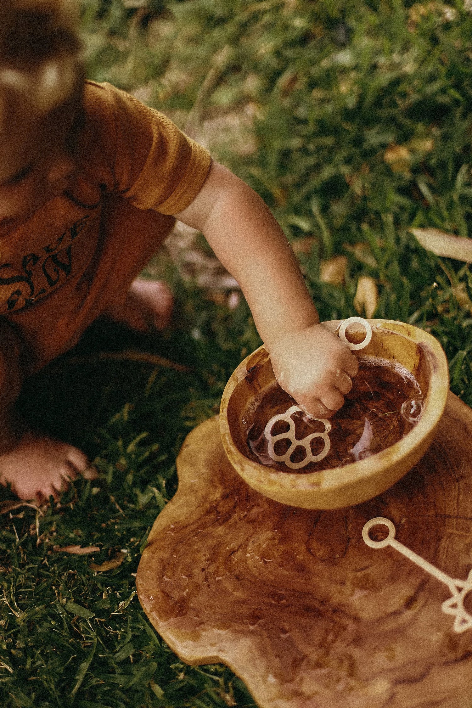 MINI PARTY FAVOUR ECO BUBBLE WAND PACK OF 18 by KINFOLK PANTRY - The Playful Collective