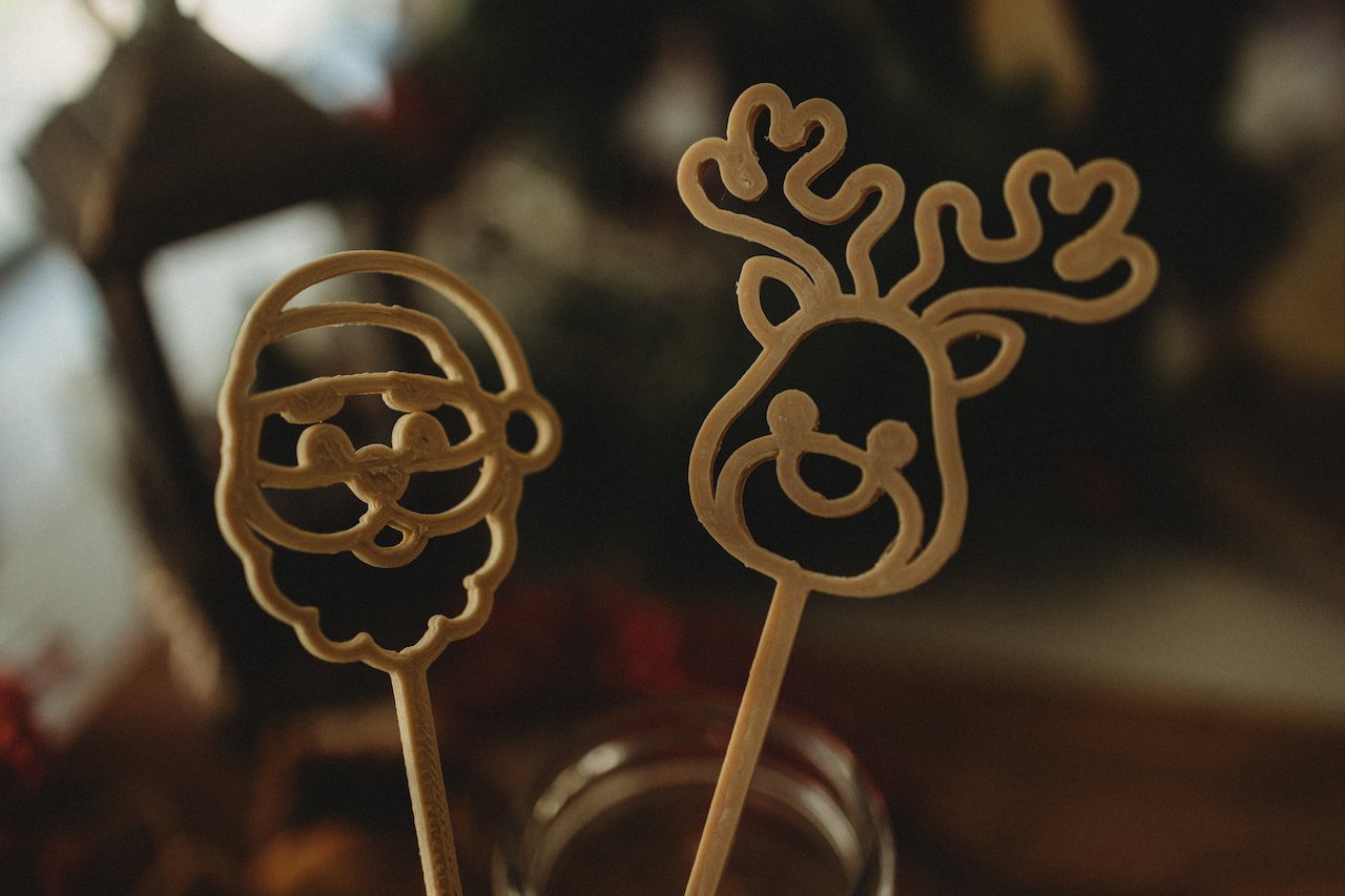 SANTA ECO BUBBLE WAND by KINFOLK PANTRY - The Playful Collective