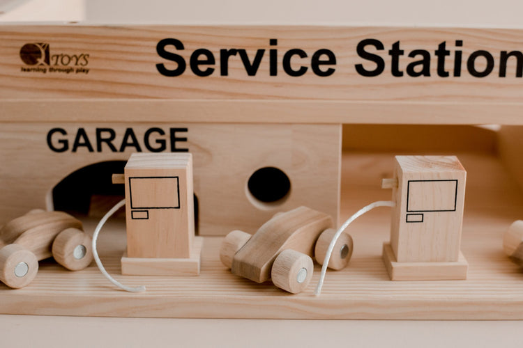 SOLID WOODEN SERVICE STATION by QTOYS - The Playful Collective