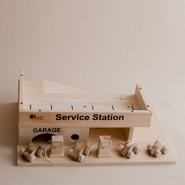 SOLID WOODEN SERVICE STATION by QTOYS - The Playful Collective