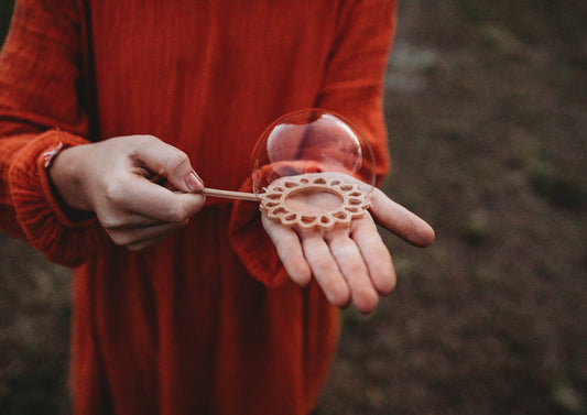 SUNFLOWER ECO BUBBLE WAND by KINFOLK PANTRY - The Playful Collective