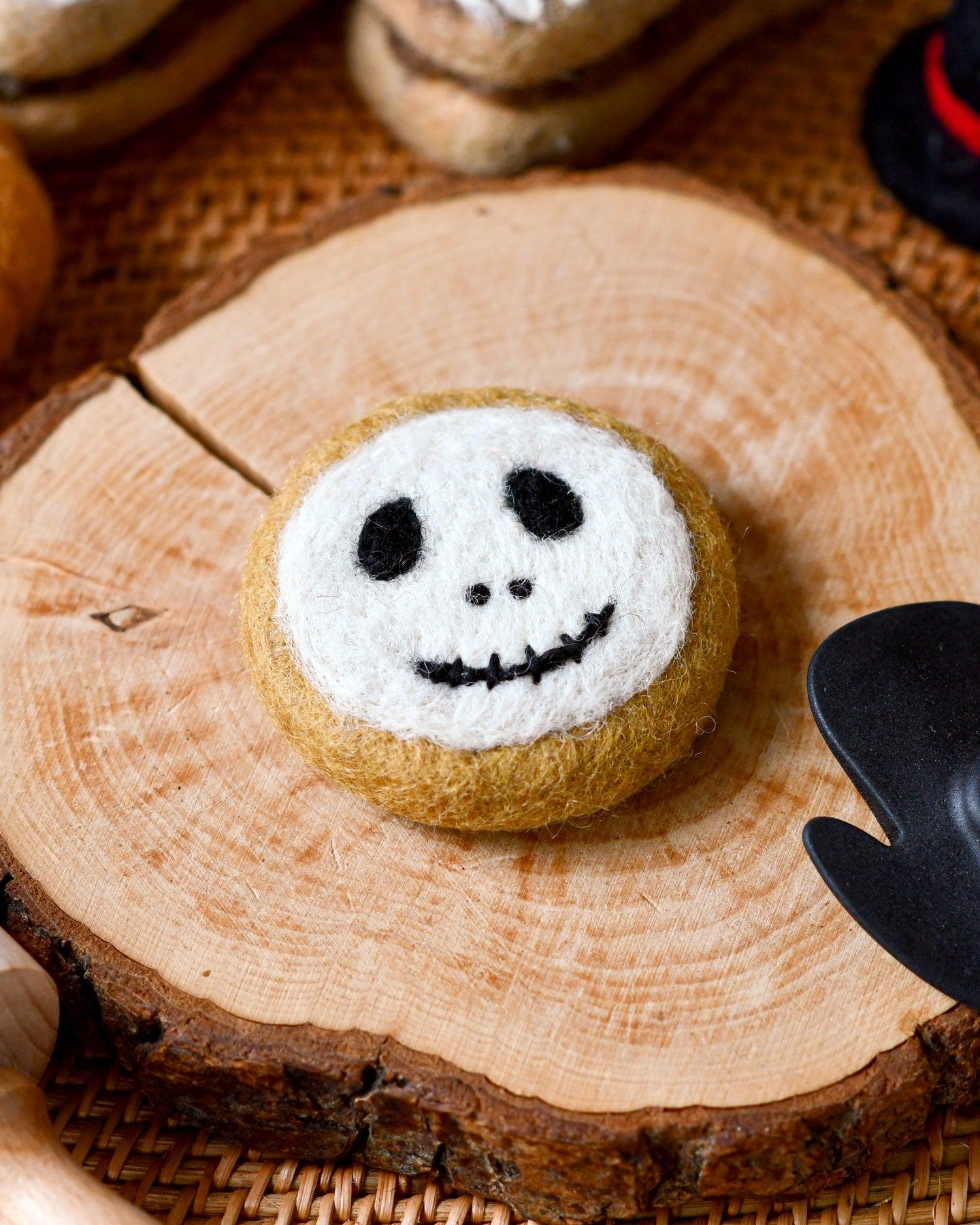 TARA TREASURES | FELT HALLOWEEN SPOOKY GHOST COOKIE by TARA TREASURES - The Playful Collective