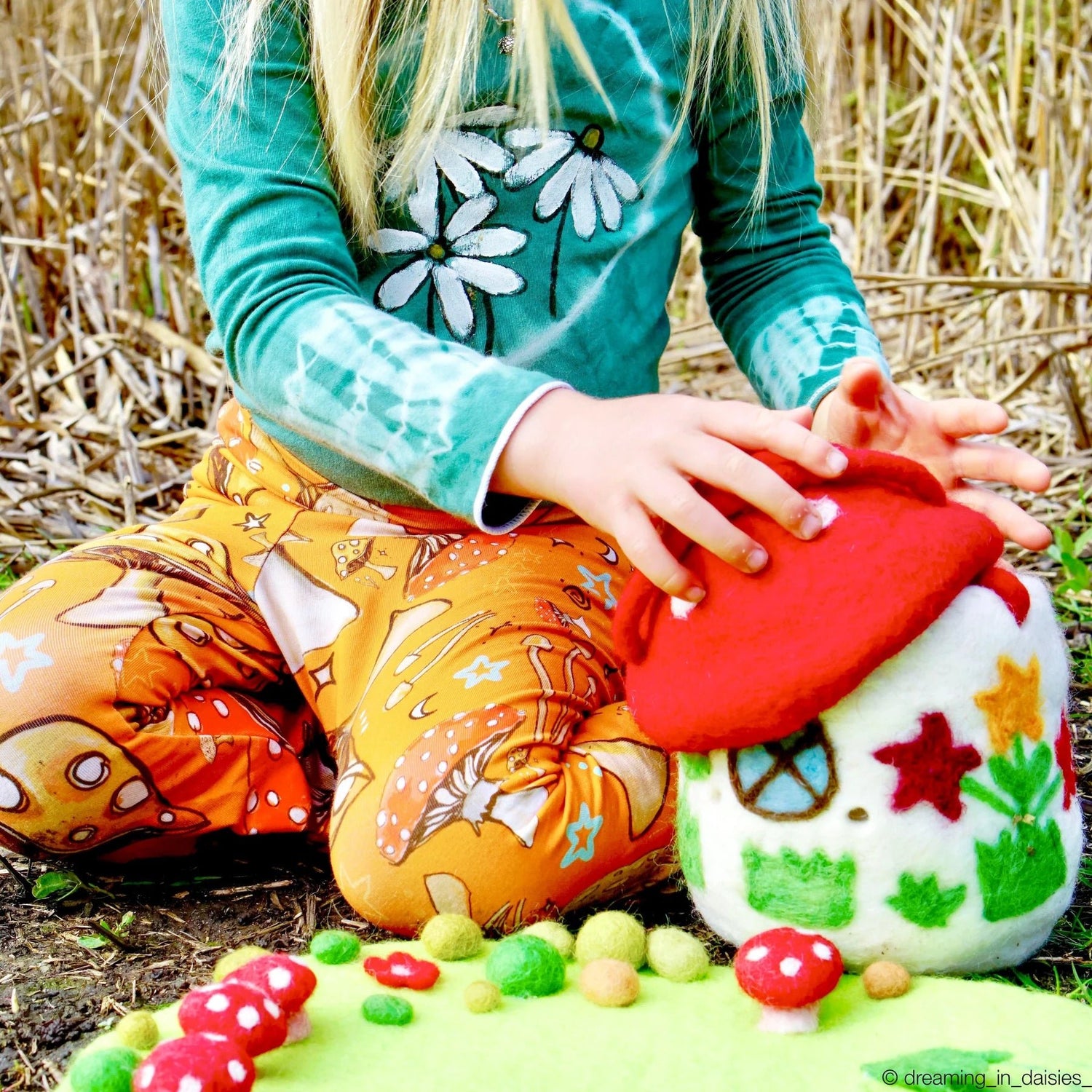 TARA TREASURES | FELT MUSHROOM TOADSTOOL BAG by TARA TREASURES - The Playful Collective