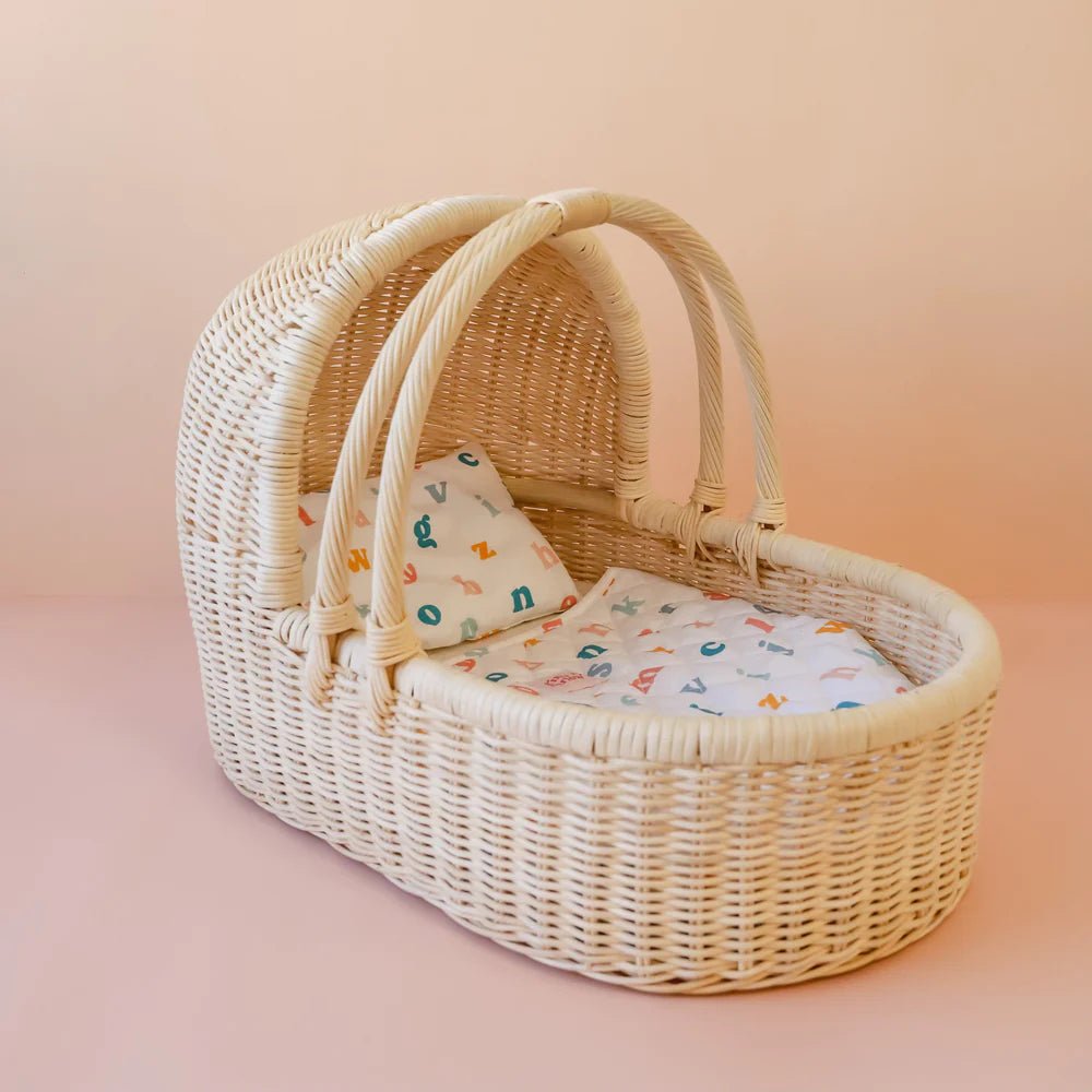 Baby dolls online moses basket